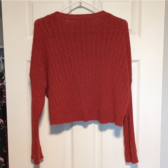 Cropped sweater women's size M - Picture 3 of 3